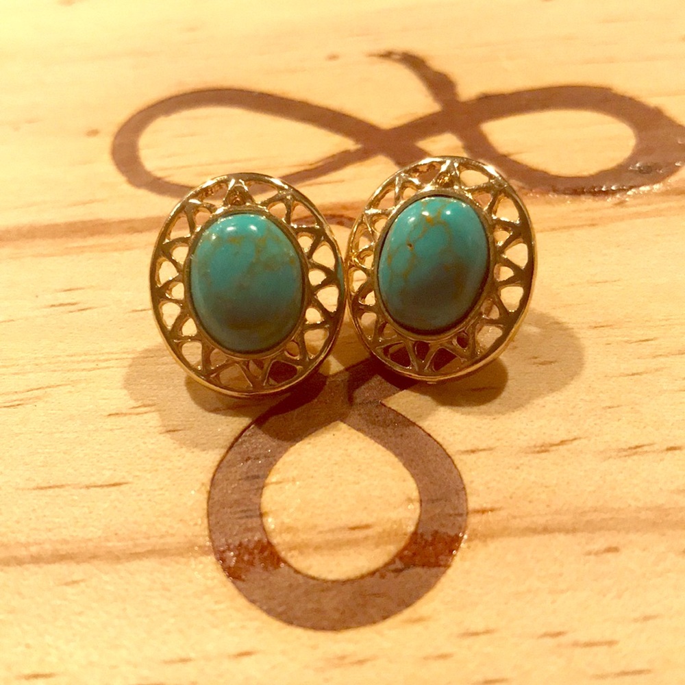 5/$10 Faux Gold and Turquoise Earrings